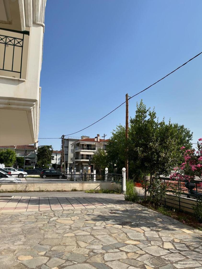 Soyzana Family Apartment Peraia  Exterior photo